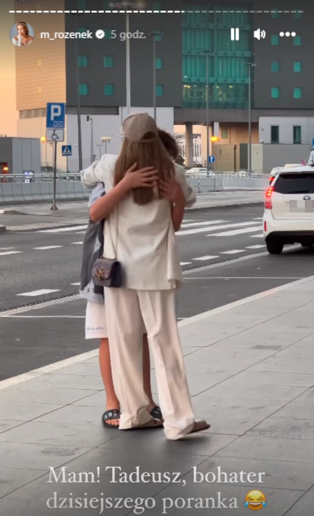 Tymczasem w świecie Małgorzaty Rozenek: mogła nie wylecieć do Mediolanu, bo ZAPOMNIAŁA PASZPORTU. Na pomoc ruszył jej syn (FOTO)