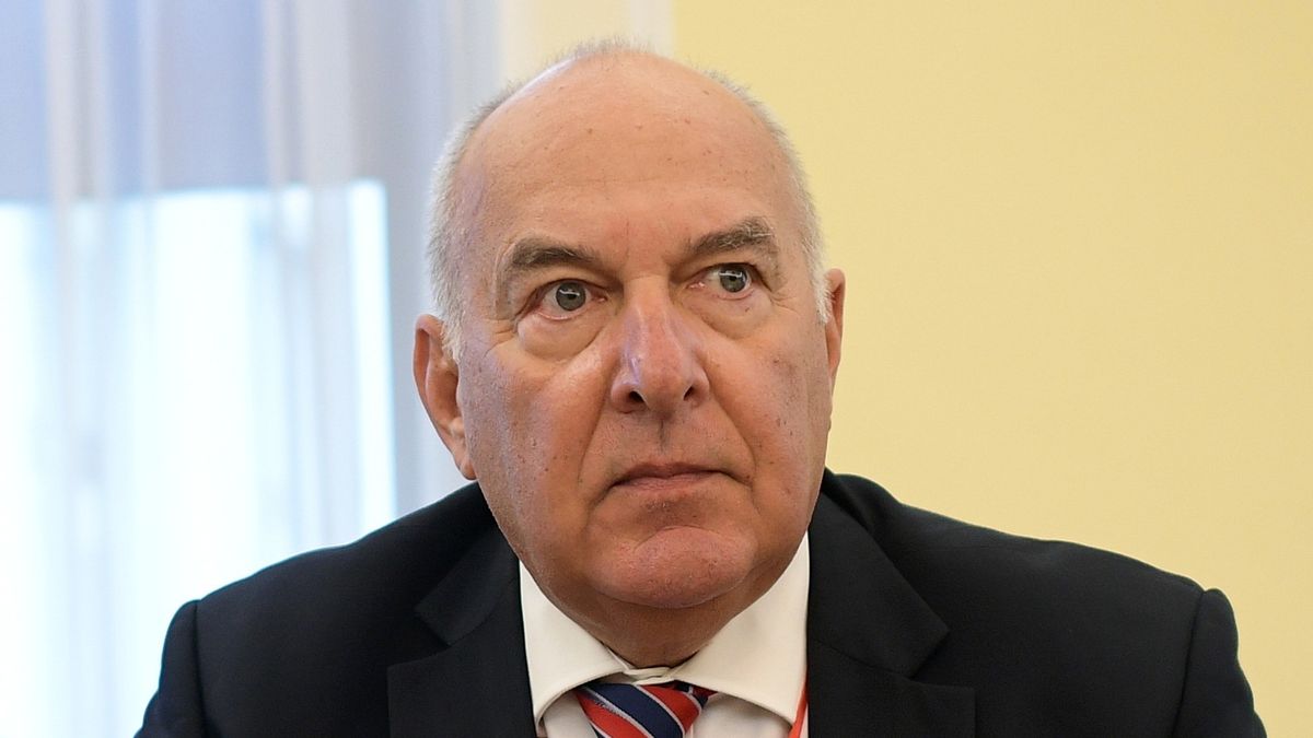 Tarcza antyinflacyjna będzie kosztować 10 mld zł. Minister finansów mówi, skąd weźmie pieniądze 