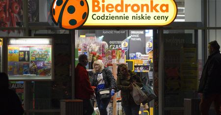 Biedronka. Gigantyczna wpadka. Wino rozchodziło się jak świeże bułeczki