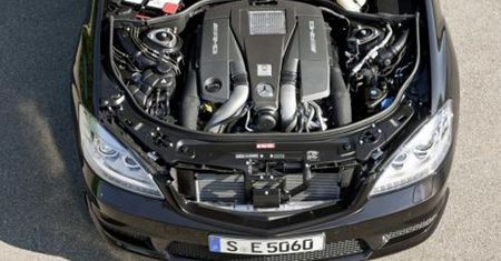 Mercedes S63 AMG 2011 z biturbo V8!