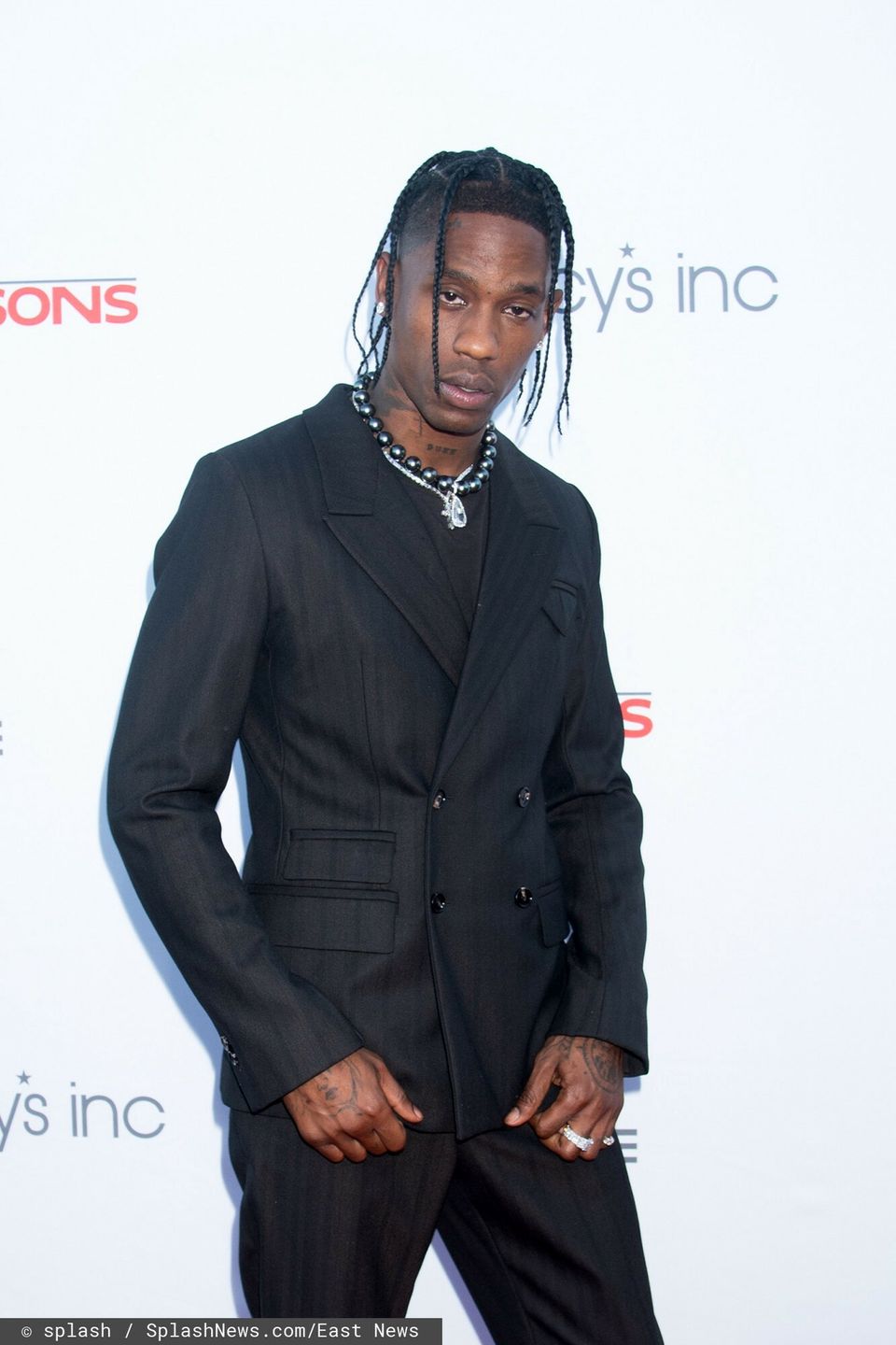 Travis Scott POTWIERDZA, że pogodził się z Kylie Jenner