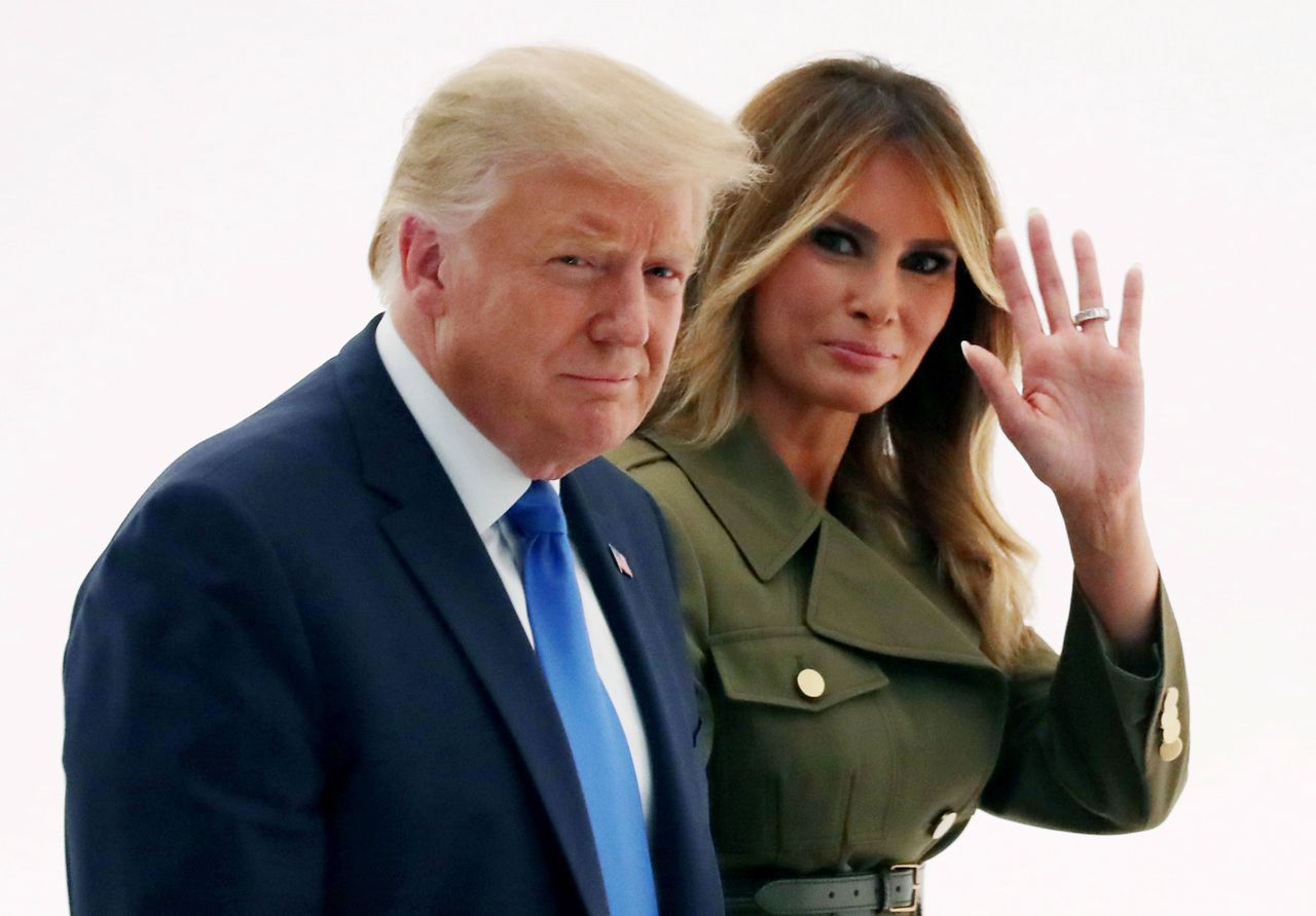 Donald i Melania Trump na zabawie sylwestrowej. Była pierwsza dama zadała szyku