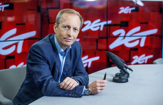 „Transfer roku” - Radio ZET promuje Konrada Piaseckiego w „Gościu Radia ZET”