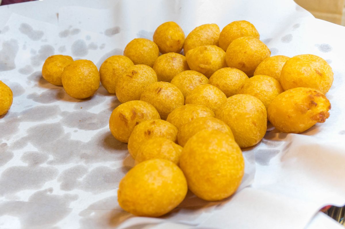 Potato balls disappear from plates in the blink of an eye.