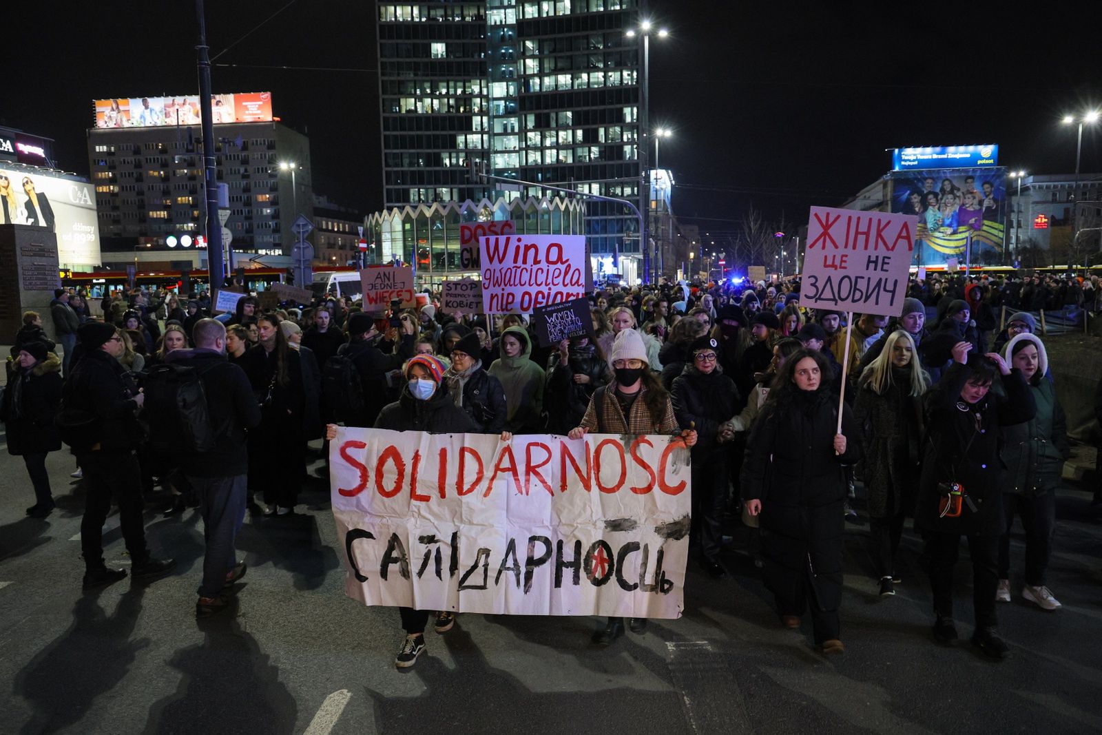 Marsz przeciwko przemocy w Warszawie.