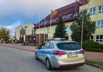 Krwawy piątek w sieci. Policja kontroluje szkoły w regionie