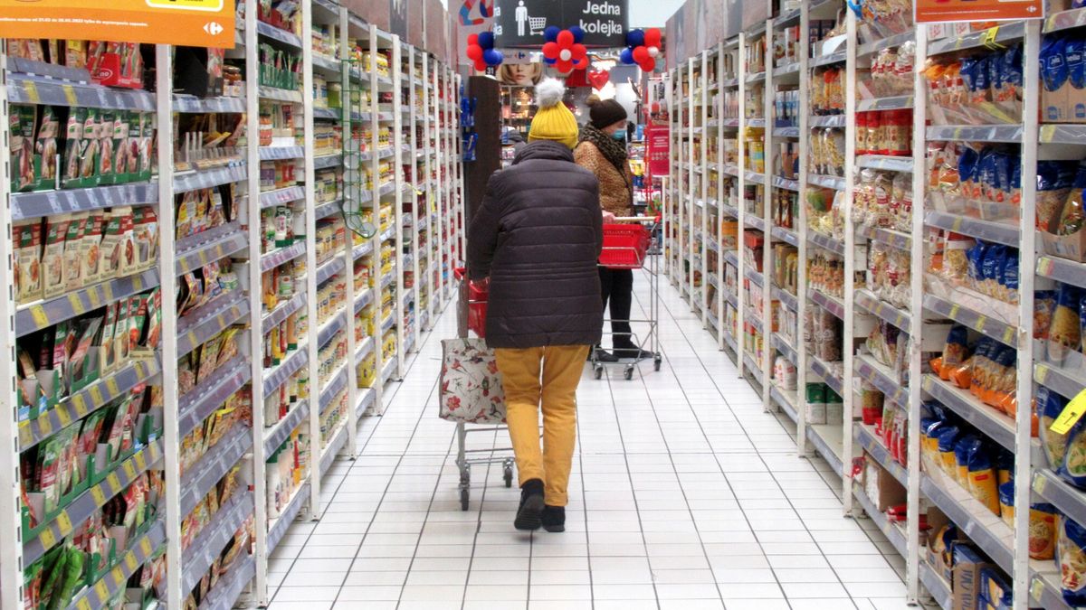 W Wielką Sobotę sklepy są otwarte krócej