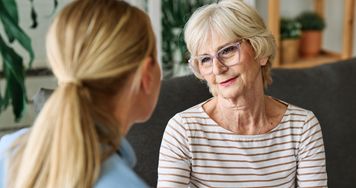 5 listopada mija termin dla części opiekunów seniorów. Muszą ukończyć szkolenie
