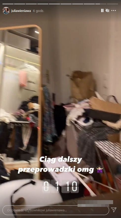 Julia Wieniawa relacjonuje przeprowadzkę do nowego mieszkania na Żoliborzu