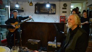 Lipno: Jan Manewicz promował swoje opowiadania. Było nastrojowo