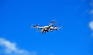 Nowe przepisy weszły w życie. Te drony trzeba ubezpieczyć