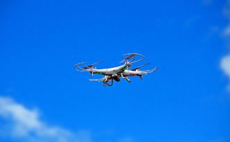 Nowe przepisy weszły w życie. Te drony trzeba ubezpieczyć