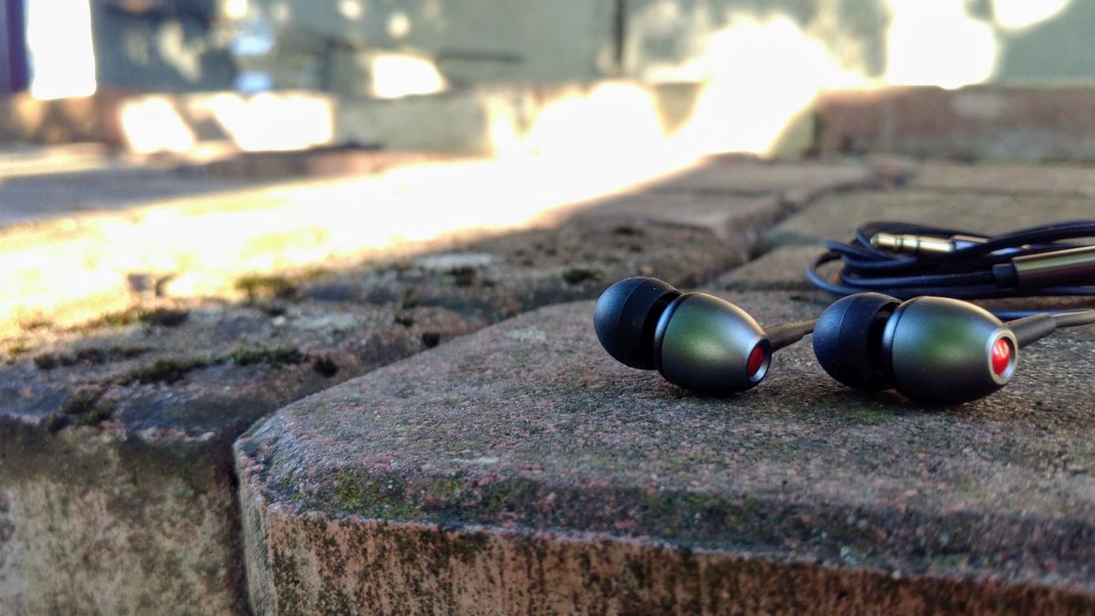 Aune E1 - te świetnie słuchawki można kupić tylko w... Polsce [TEST] 1