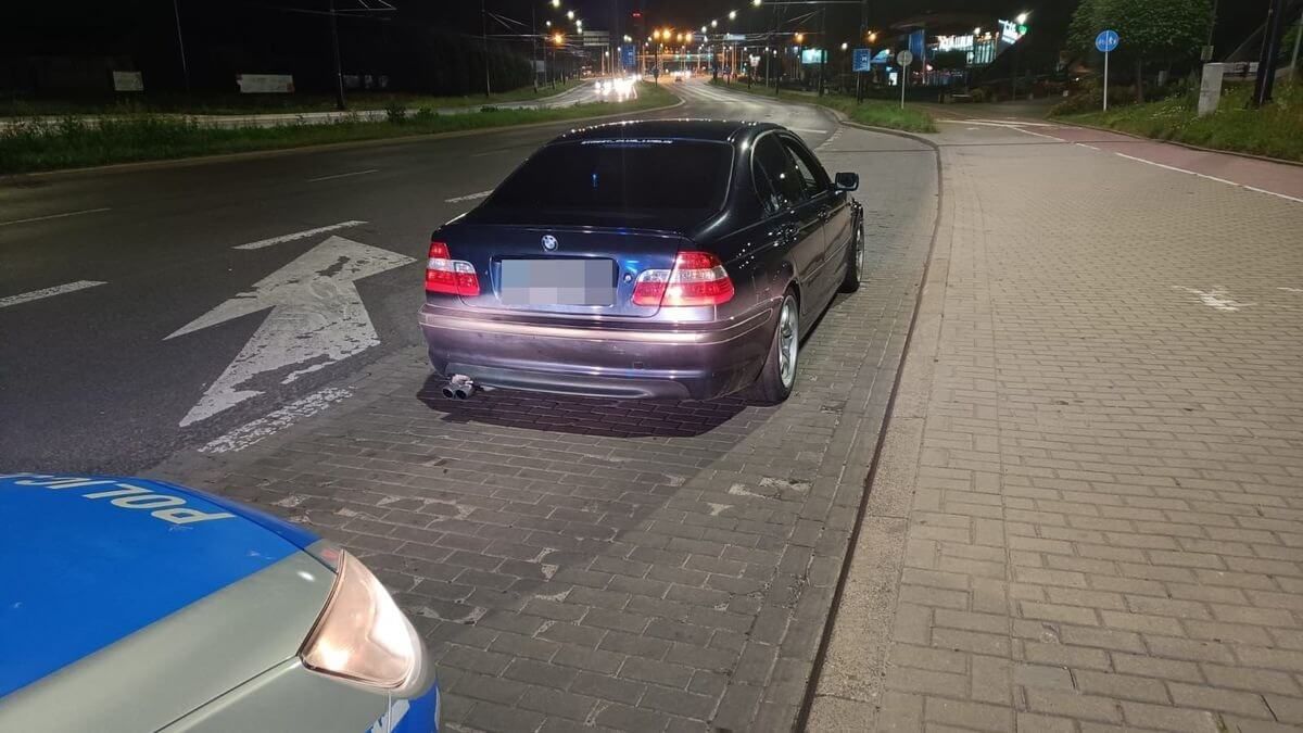 zatrzymanie BMW do kontroli