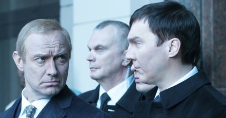 "Człowiek bez twarzy". Jude Law o graniu Putina na ekranie
