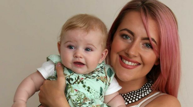 (mirror.co.uk) Lekarka uznała, że dziewczynka, ważąca 8 kg jest otyła