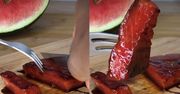 Tak się robi stek z arbuza. Przepis na wyśmienitą, letnią przekąskę