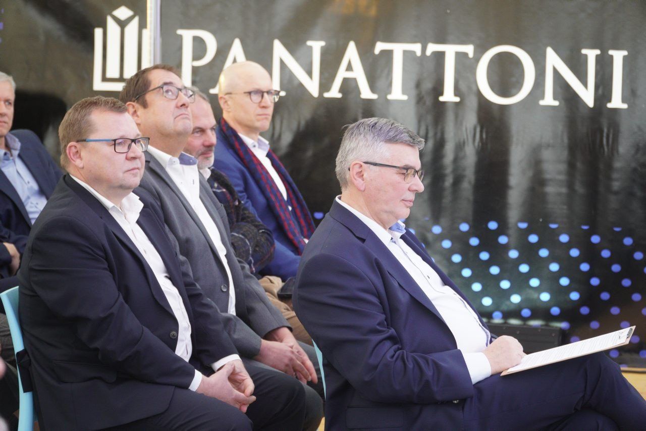 WMurowanUroczystość wmurowania kamienia węgielnego pod inwestycję ZREW Transformatory S.A. w Łodzi