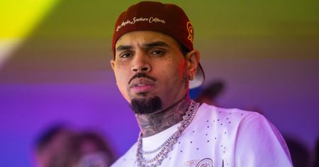 Chris Brown zapłaci fortunę odszkodowania gosposi. Sąd przyznał jej prawie 13 mln dolarów