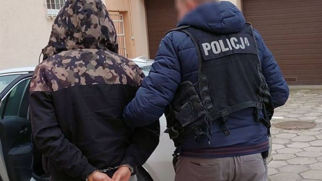 Groził fryzjerowi, bo nie był zadowolony z włosów żony 