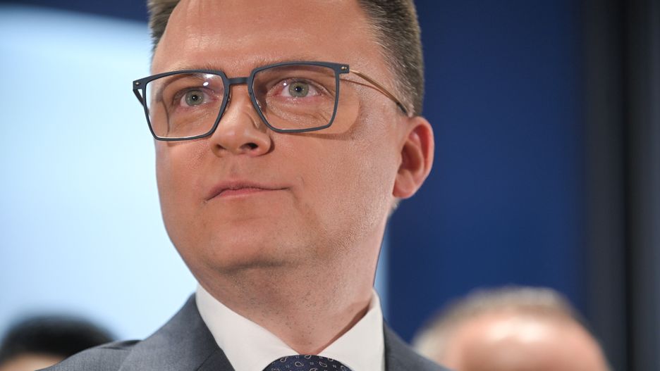 sztab wyborczy Szymona Ho�owni
Warszawa, 18.05.2025. Wybory prezydenta RP - I tura. Kandydat Trzeciej Drogi, marsza�ek Sejmu Szymon Ho�ownia w swoim sztabie wyborczym w Warszawie, 18 bm. Zako�czy�o si� g�osowanie w I turze wybor�w prezydenta RP. (mr) PAP/Marcin Obara
Marcin Obara
I tura, partia, partii, polityk polityka, prezydenckie, prezydenta rp, reakcja, sztab, sztabie, wyborczy, wybory, wyniki