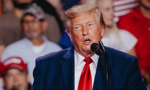 Burza po słowach Trumpa o Los Angeles i San Diego. Tak się broni
