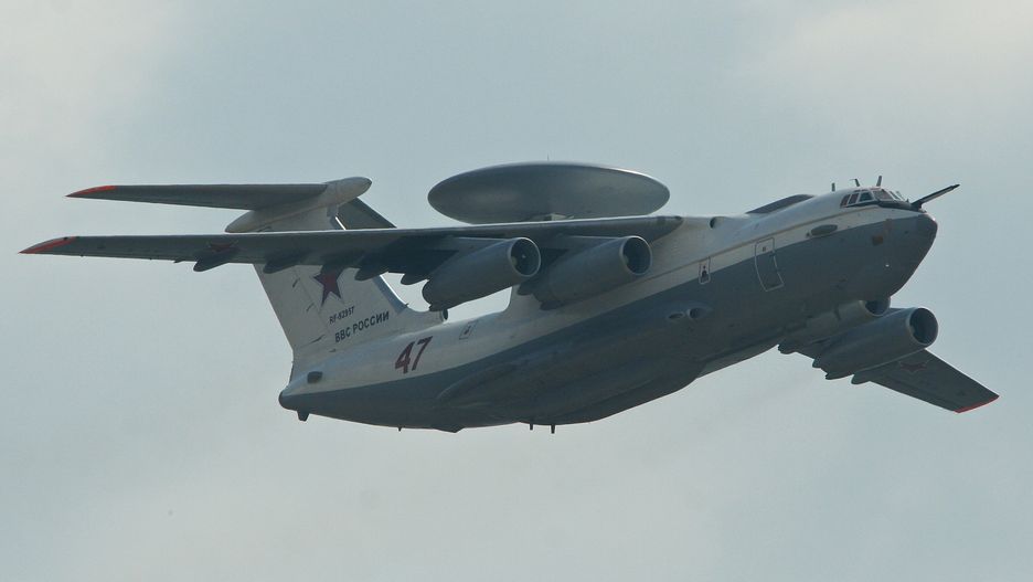 Samolot wczesnego ostrzegania A-50.