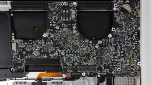 MacBook Pro 17" od środka 1