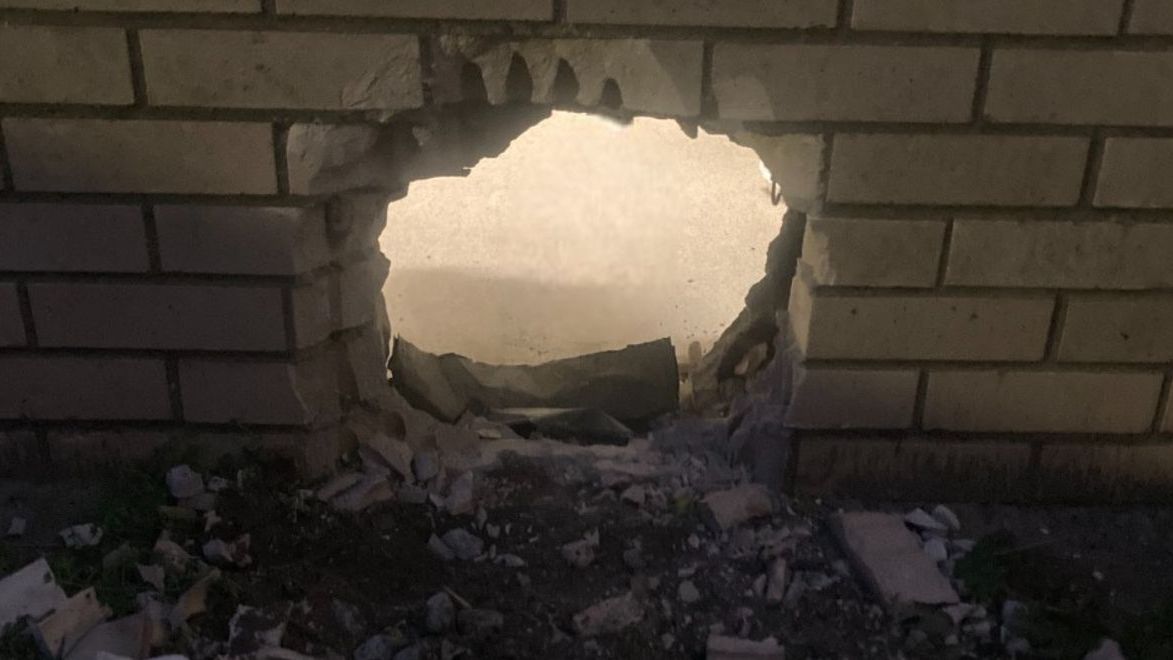 Mężczyźni wykopali tunel przy użyciu m.in. szczoteczki do zębów 
