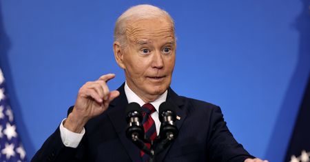 Takiego aktu łaski w USA dotąd nie było. Biden złożył podpis