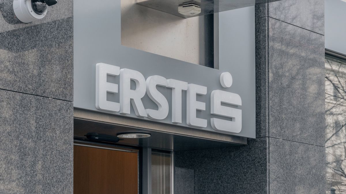 A sign above the entrance to an Erste Group Bank AG branch in Vienna, Austria, on Wednesday, Feb. 28, 2024. Erste Bank report earnings on Feb. 29. Photographer: Michaela Nagyidaiova/Bloomberg via Getty Images