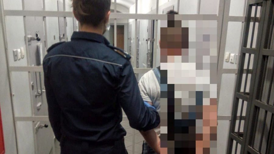 Kłodzko. Rodzeństwo próbowało ukraść pieniądze z kościelnej skarbonki. Trafiło w ręce policji