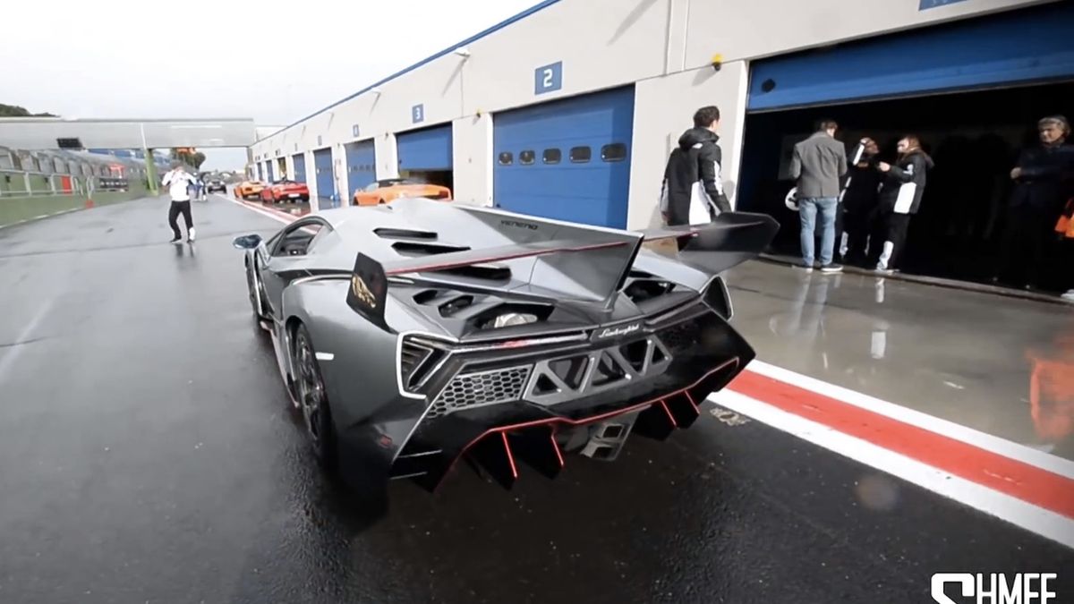 Lamborghini Veneno (zrzut ekranu)
