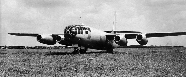 Ił-22 - radziecki bombowiec oblatany w 1947 roku