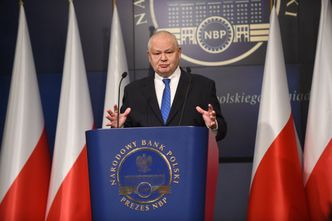 PiS broni prezesa Glapińskiego. "Powinien dostać za to medal"
