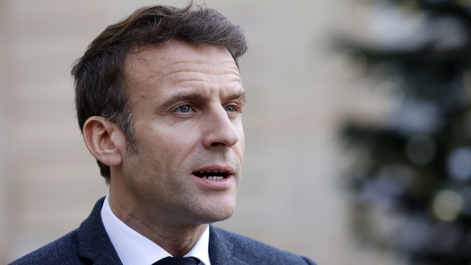 Prezydent Francji Emmanuel Macron musiał stanąć w ogniu nietypowych pytań. Mówił, dlaczego Putin wypowiedział wojnę sąsiadowi
