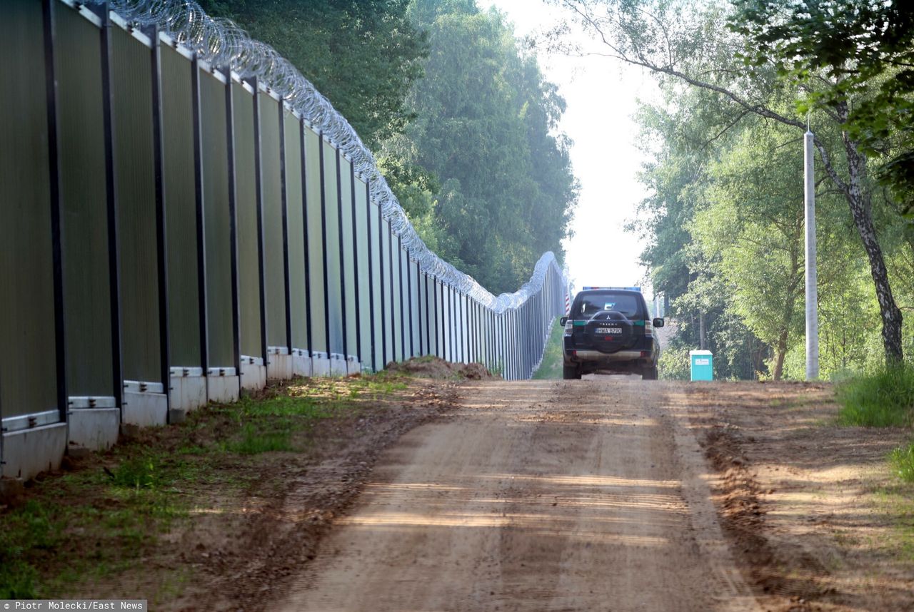 500 słupów, 1300 kamer. Elektroniczna zapora na granicy z Białorusią gotowa