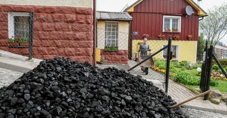 Zapakowani w węgiel. Nowy poważny problem