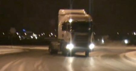 Ciężarówki też mogą driftować!