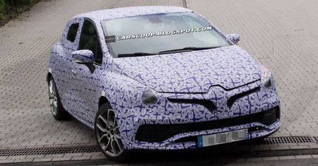 2014 Renault Clio RS - nowy silnik, więcej mocy
