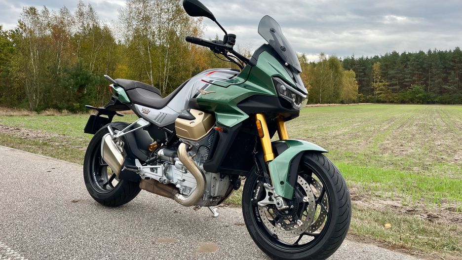Moto Guzzi V100 Mandello