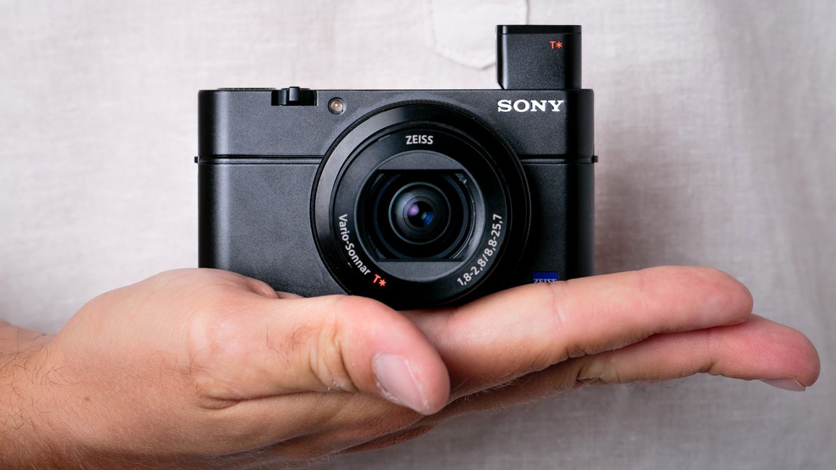 Sony RX100 IV - najlepszy aparat, który mieści się kieszeni [test] 1