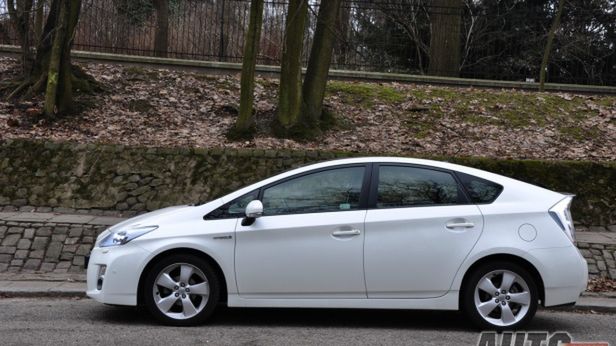 Toyota Prius HSD 2011