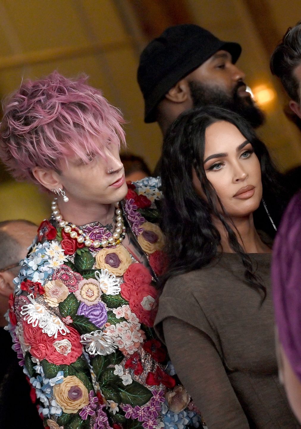 Machine Gun Kelly ZDRADZIŁ Megan Fox?! 