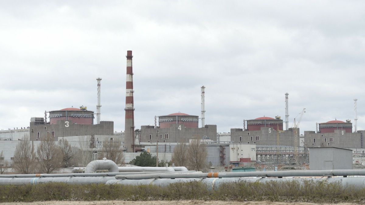 Zaporoska elektrownia atomowa okupowana przez Rosjan 