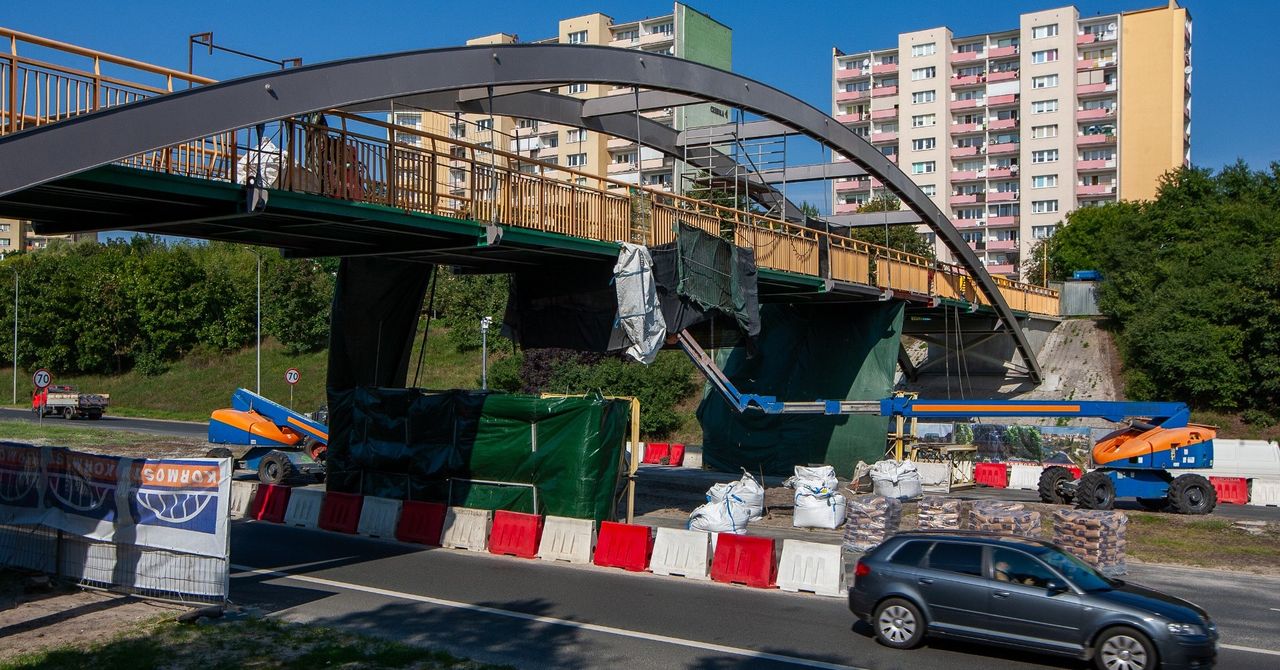 Częstochowa: Remont kładki nad al. Jana Pawła II na półmetku