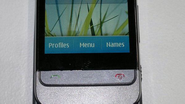 Nowa Nokia z serii Touch and Type wyciekła do Sieci 1