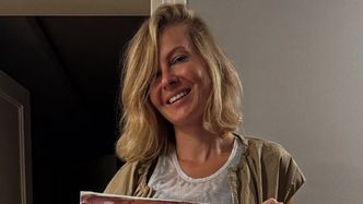 "Ubrana" w samą kołdrę Edyta Pazura ruszyła w KOLEJNĄ wyprawę: "Prawie jak Paryż, a jednak Praga"