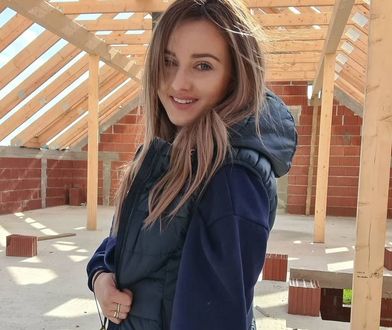 Ania Bardowska wrzuciła zdjęcie w figlarnej pozie. Co za nogi!