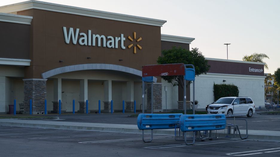 Popularna sieć amerykańskich sklepów Walmart odczuwa skutki kryzysu gospodarczego